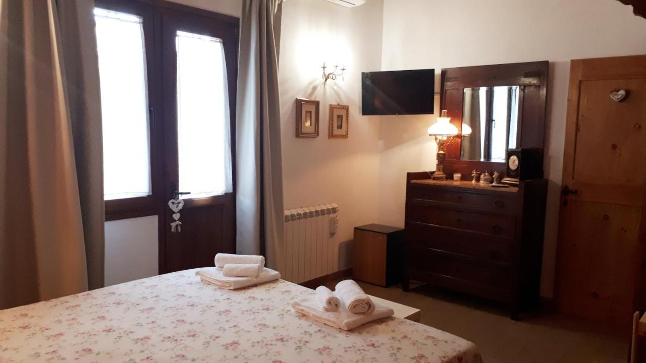 לינה וארוחת בוקר צ'רבטרי Casa Degli Ulivi מראה חיצוני תמונה