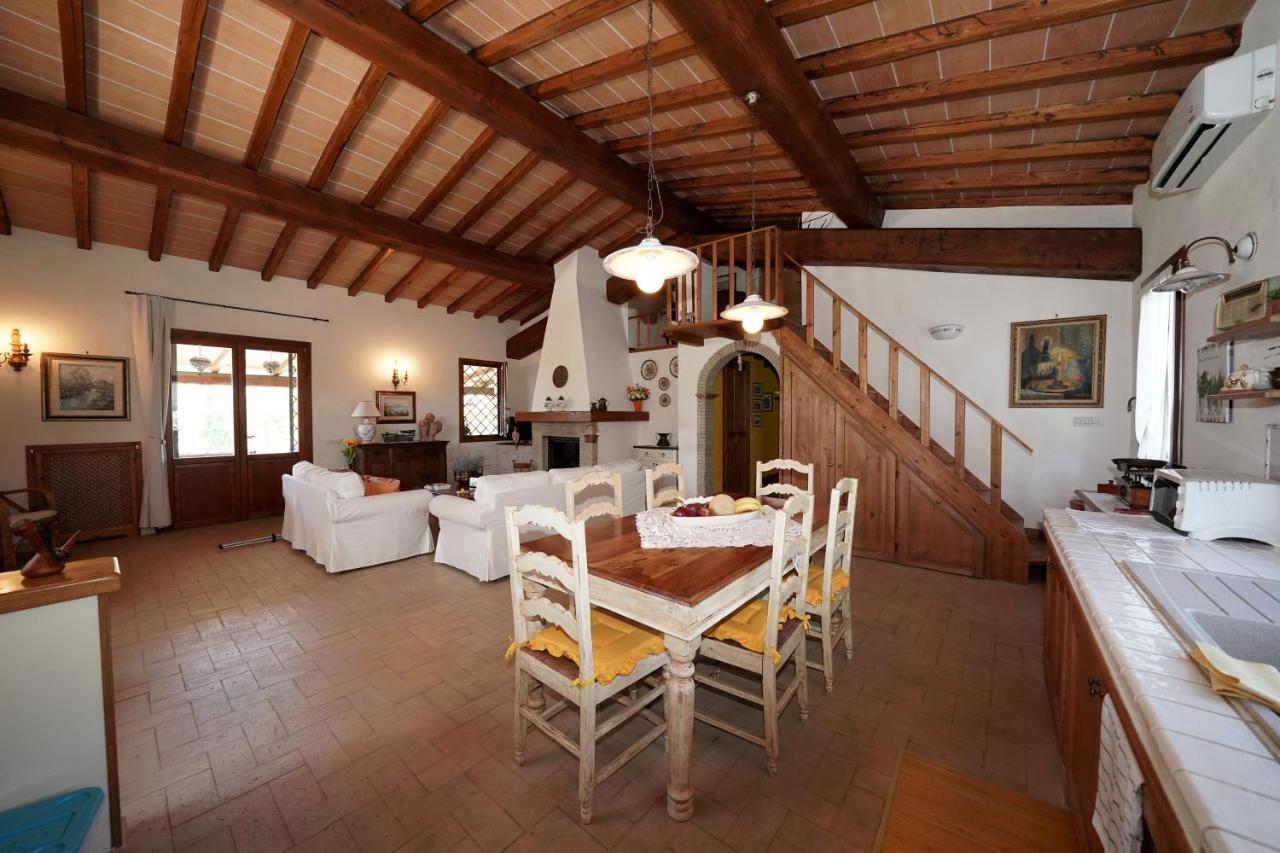 לינה וארוחת בוקר צ'רבטרי Casa Degli Ulivi מראה חיצוני תמונה